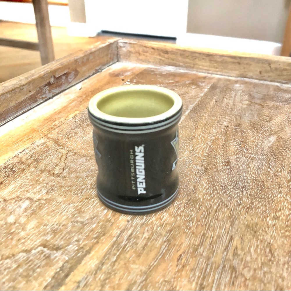Pittsburgh Penguins NHL Shot Espresso Mini Mug - Picture 2 of 7
